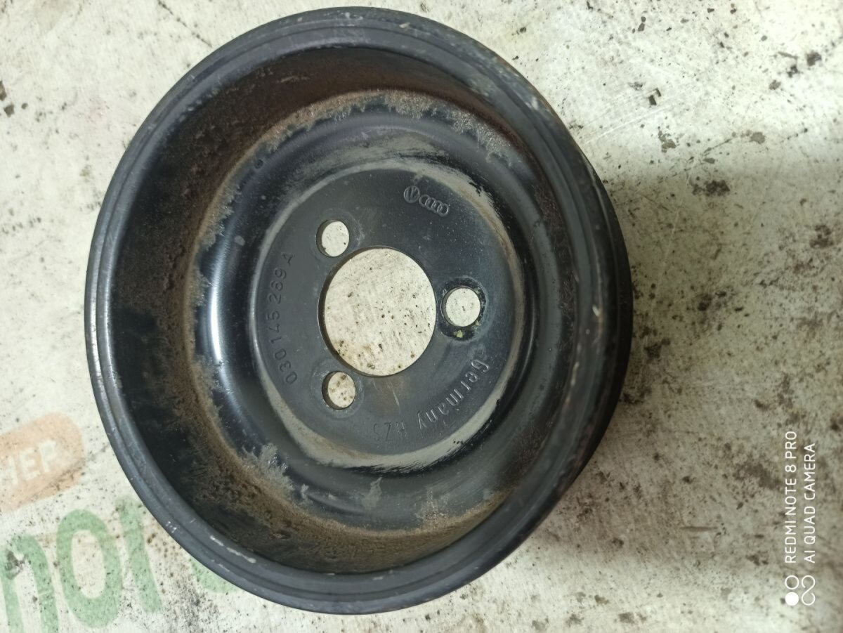 шків насоса гідропідсилювача керма Volkswagen Caddy II (1995-2004) 030145269A