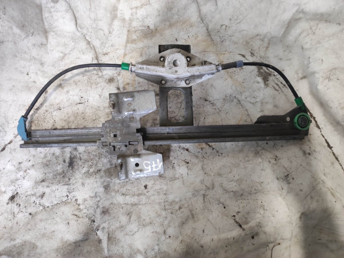 механізм склопідйомника двері задньої, лівої; склопідйомник задніх лівих дверей; механізм стеклопод'емника двері задньої, лівої Volkswagen Golf III (1991-1999) 1H4839401