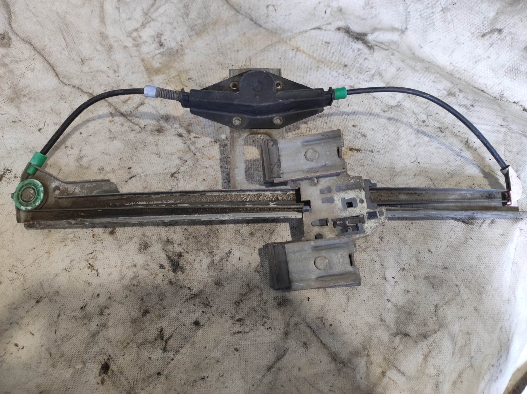 механізм склопідйомника двері задньої, правої; склопідйомник задніх правих дверей; механізм стеклопод'емника двері задньої, правої Volkswagen Golf III (1991-1999) 1H4839402