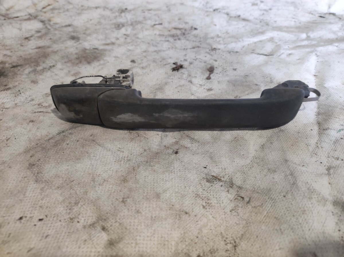 Ручка двери Volkswagen Golf III (1991-1999) 1H0837211
