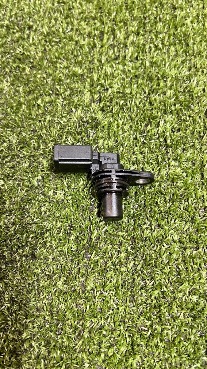 Датчик положення розподільного валу Volkswagen Golf IV (1997-2006) 036907601D