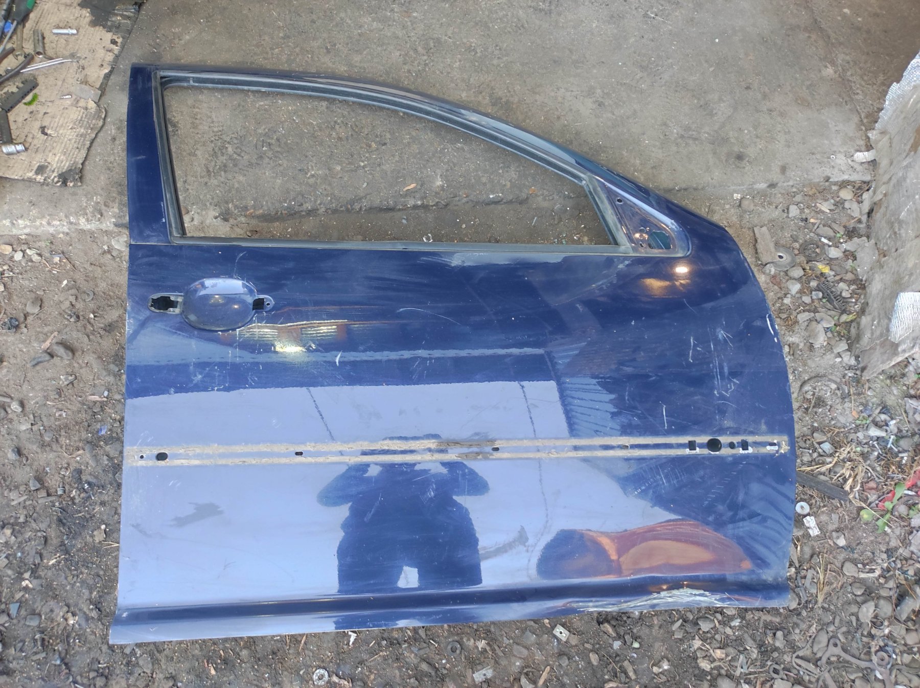 двері (передні кабіни в зборі; Двері передні, праві; Пасажирські передні двері) Volkswagen Golf IV (1997-2006) 1J4831056H