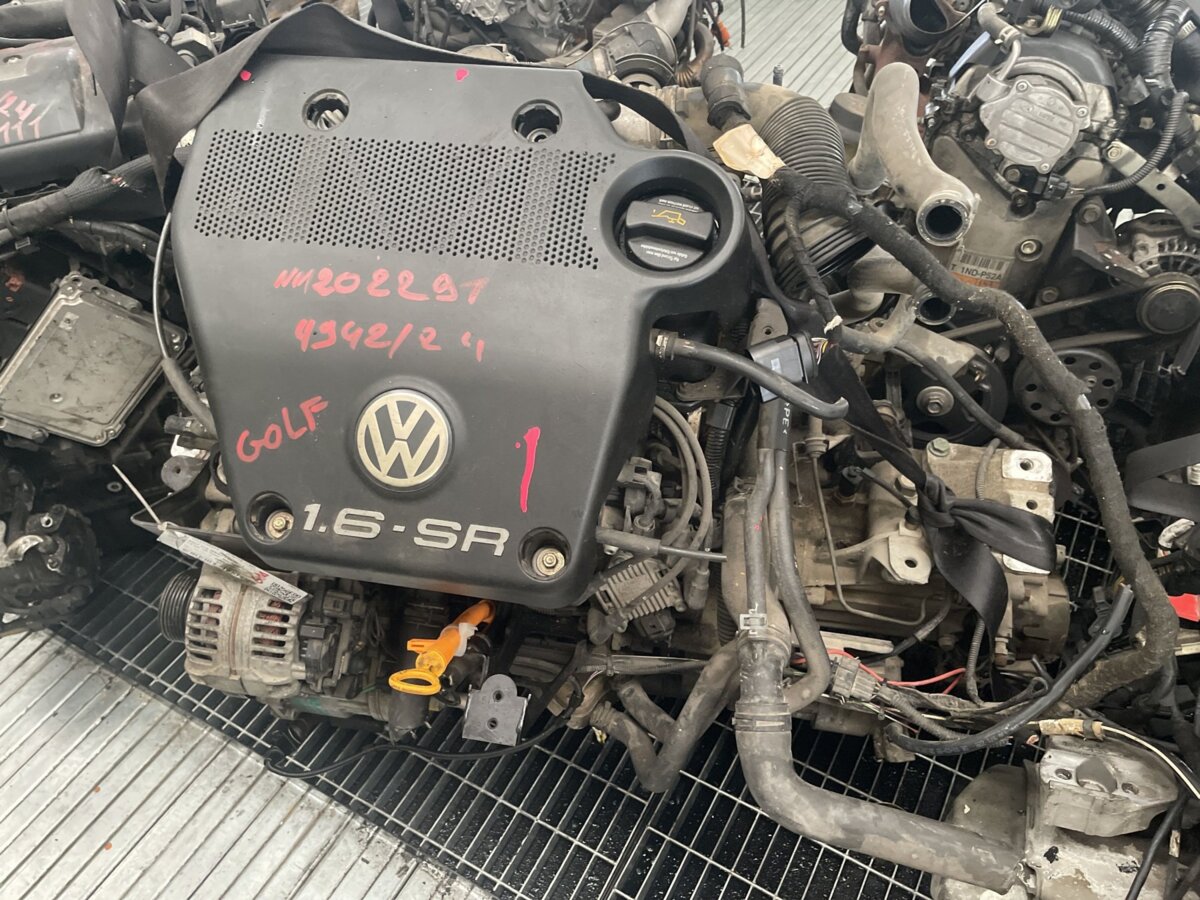 Двигун, мотор 1.6 бензин 06A100032J Автозапчастини, Машинокомплект, Гарантія 14 днів Volkswagen Golf IV (1997-2006) AKL