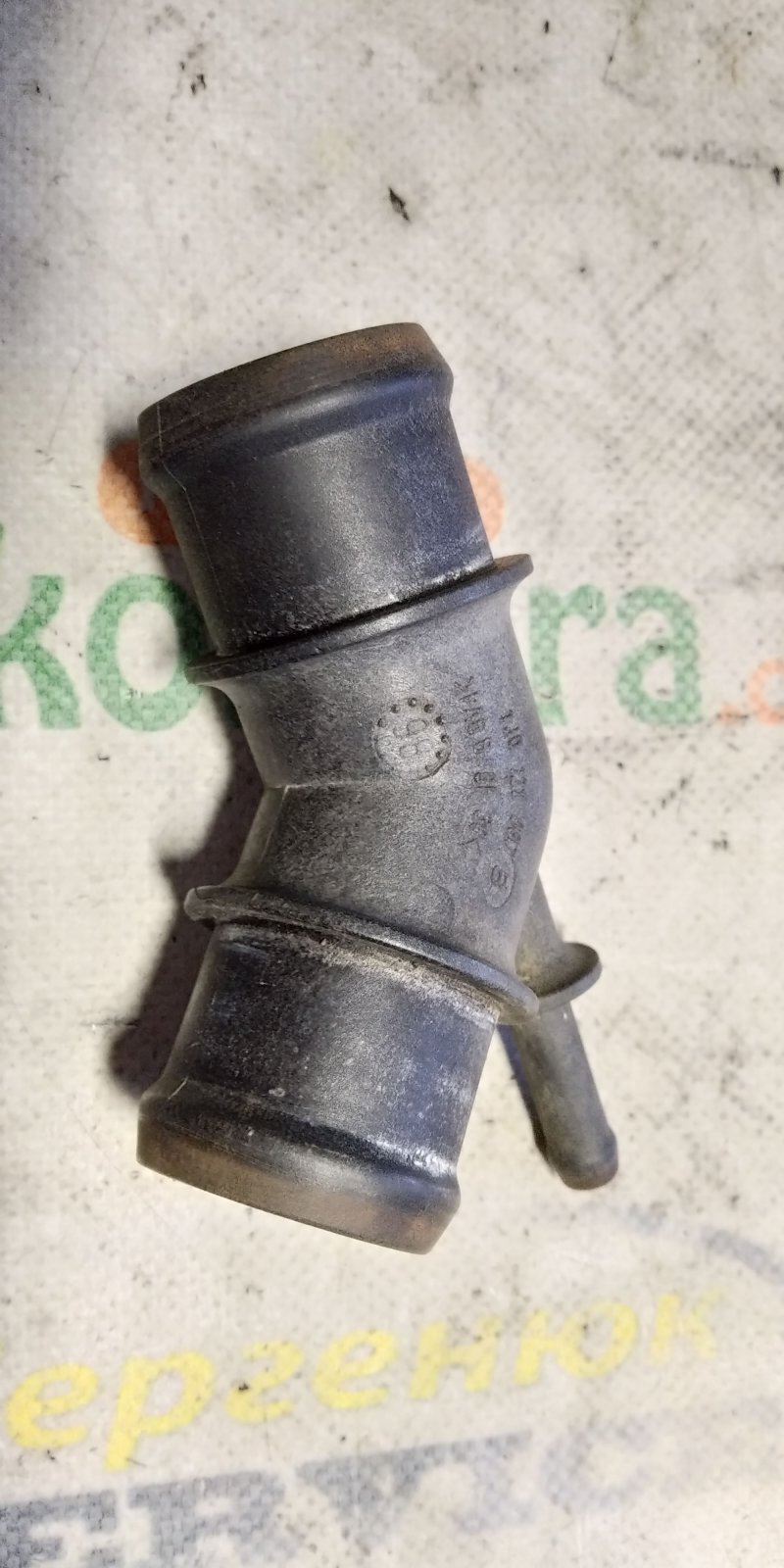 Фланець системи охолодження Volkswagen Golf IV (1997-2006) 1J0121087B