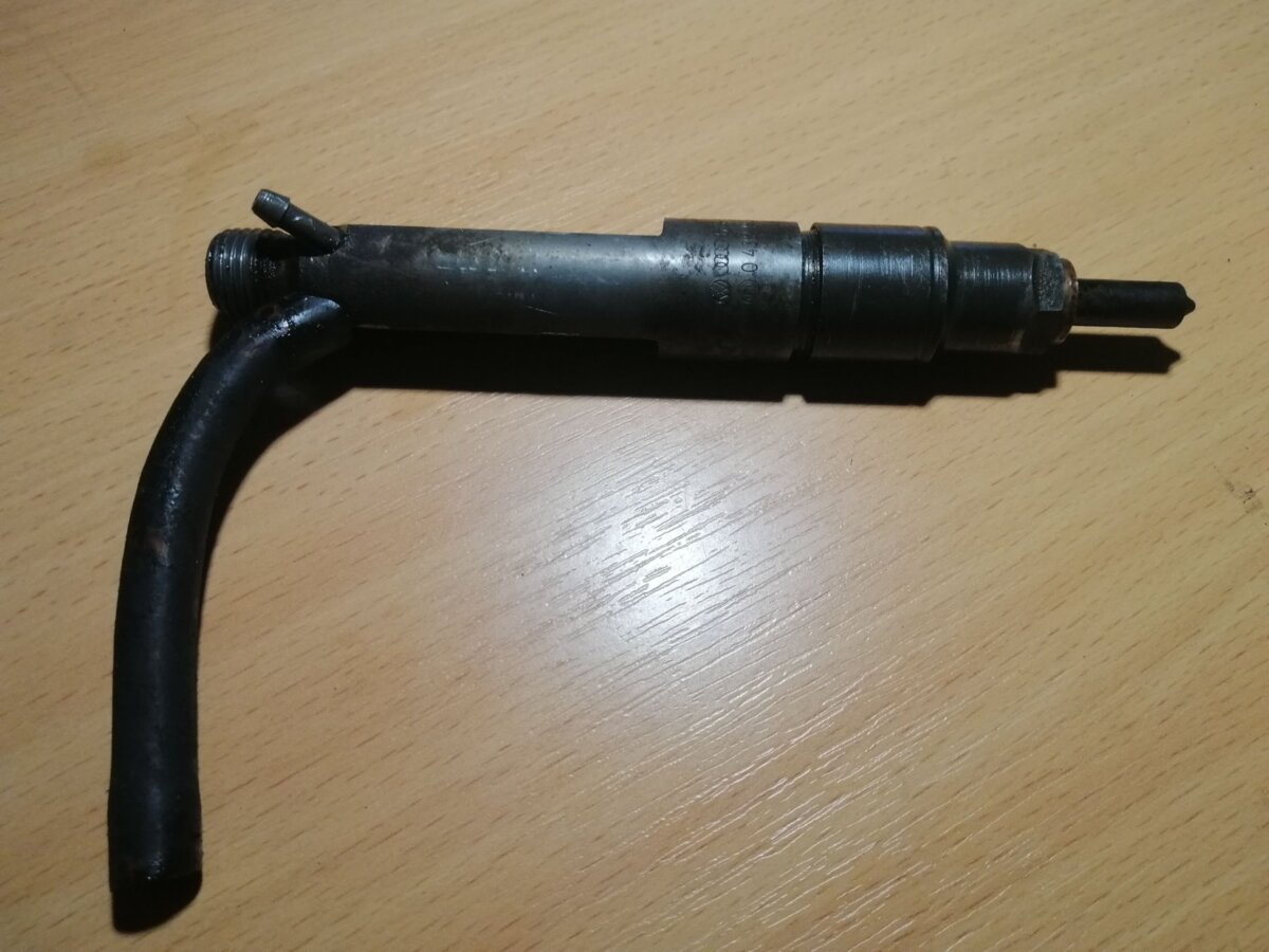 Форсунка/насос Volkswagen Golf IV (1997-2006) 028130202P