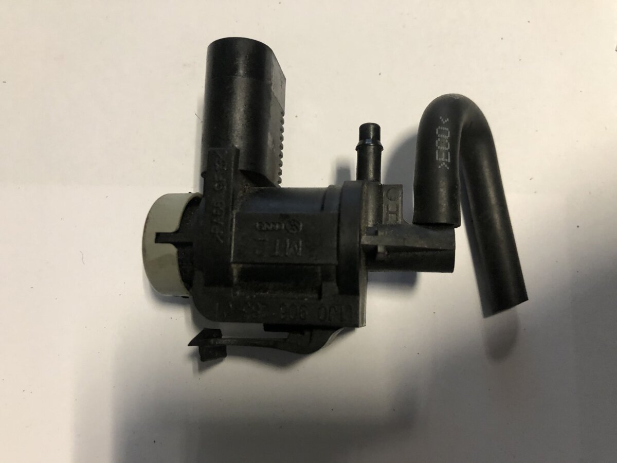 Клапан электромагнитный (вакуумный) Volkswagen Golf IV (1997-2006) 1J0906283C