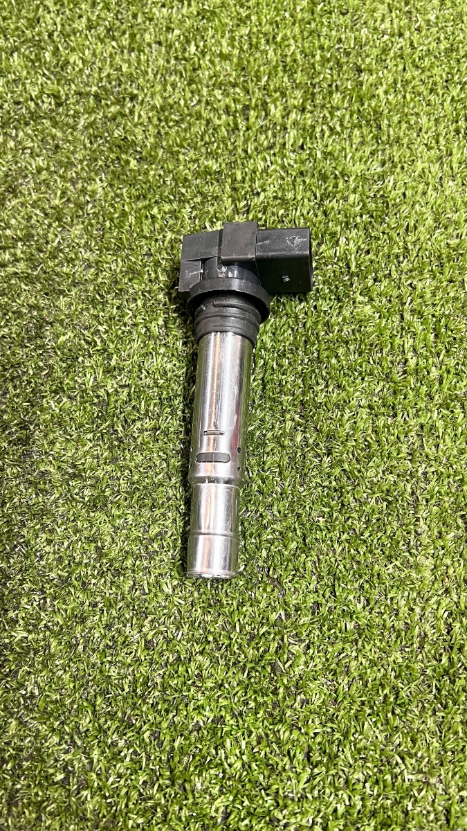 Котушка запалювання Volkswagen Golf IV (1997-2006) 036905715E