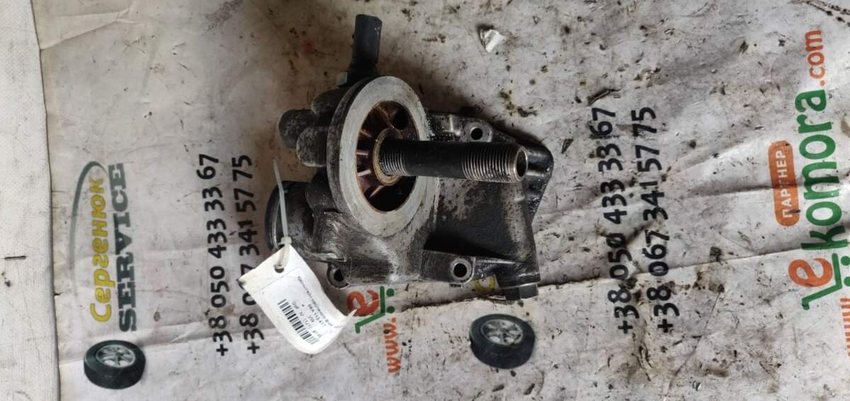 Кронштейн масляного фільтра Volkswagen Golf IV (1997-2006) 06A115417