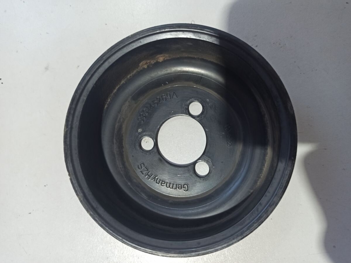 шків лопатевого насоса гідропідсилювача керма; шків насоса гпк; шків насосу гідропідсилювача керма (гпк) Volkswagen Golf IV (1997-2006) 030145269A