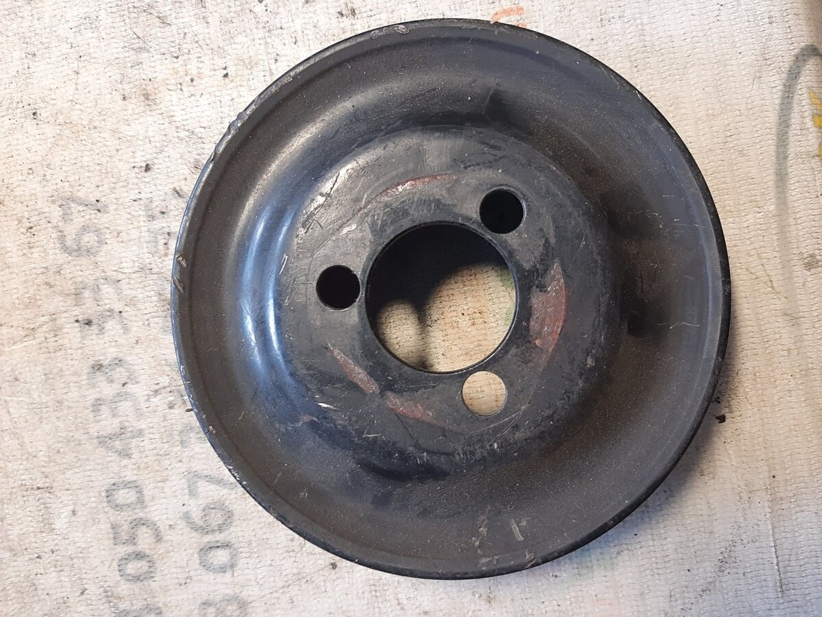 шків насоса гідропідсилювача керма Volkswagen Golf IV (1997-2006) 030145269A