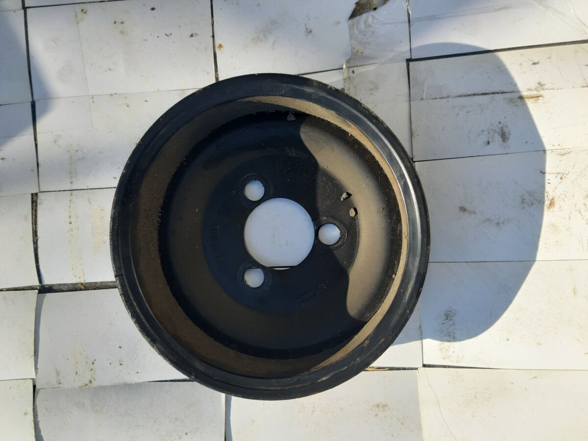 шків насоса гідропідсилювача керма Volkswagen Golf IV (1997-2006) 030145269A