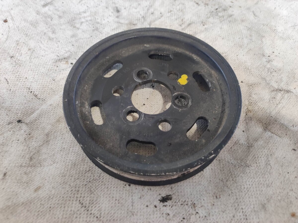 Шкив насоса гур Volkswagen Golf IV (1997-2006) 038145255B