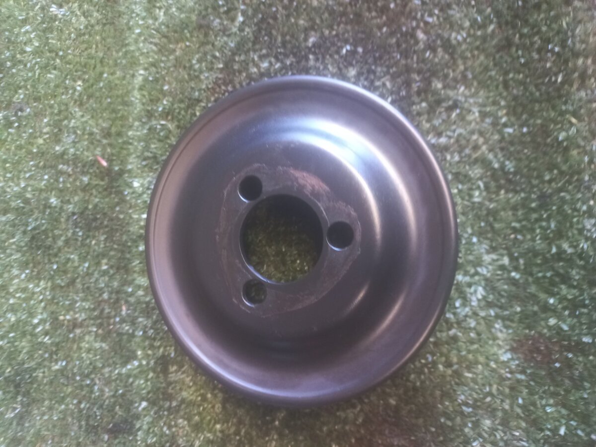 Шків насосу гідропідсилювача керма Volkswagen Golf IV (1997-2006) 030145269A