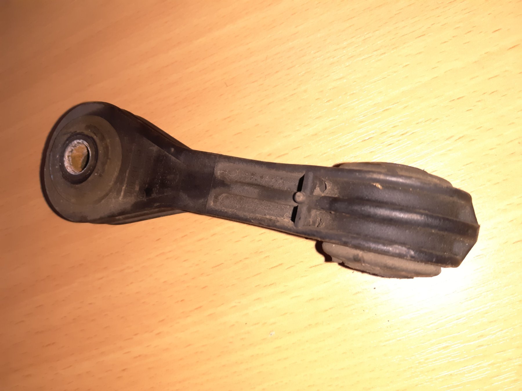 Стійка стабілізатора Volkswagen Golf IV (1997-2006) 1J0411315H