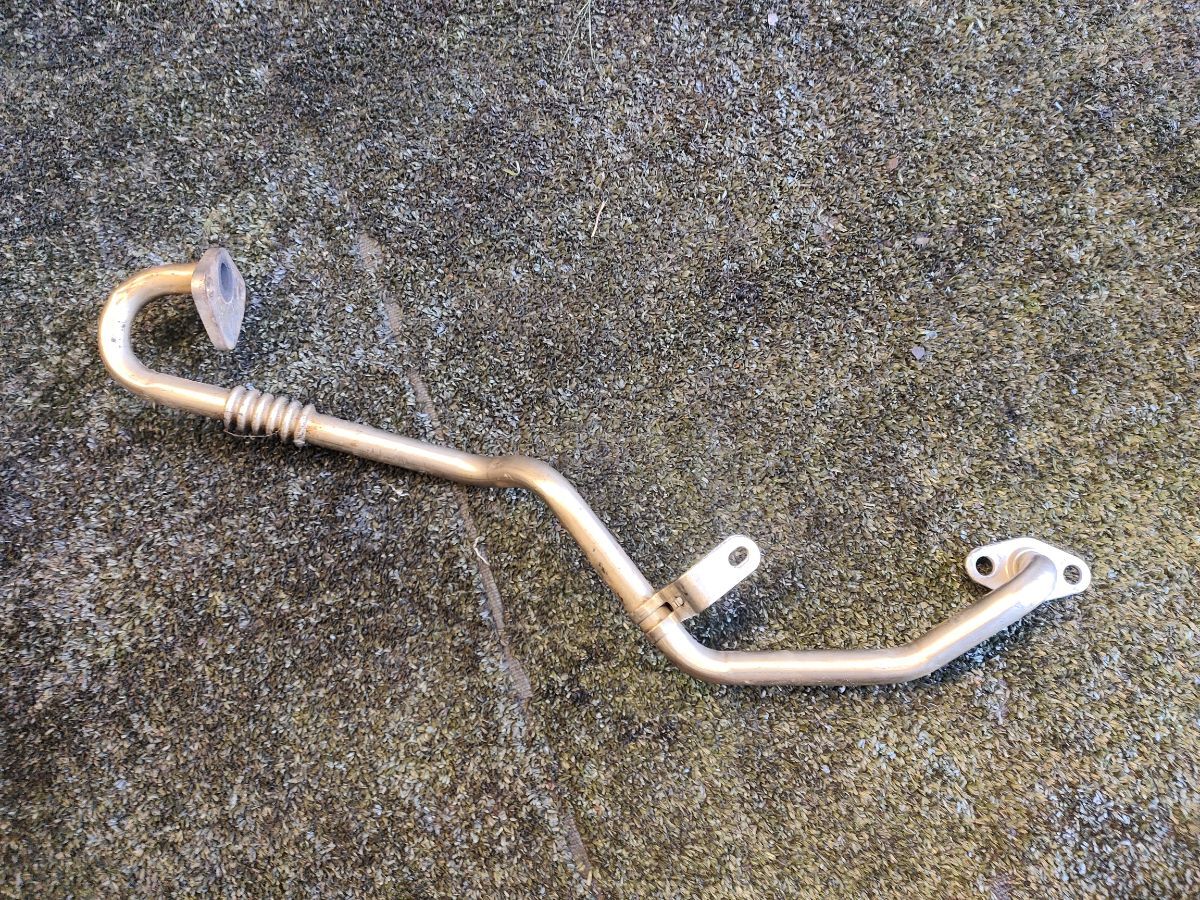 Трубка egr Volkswagen Golf IV (1997-2006) 036131521AC