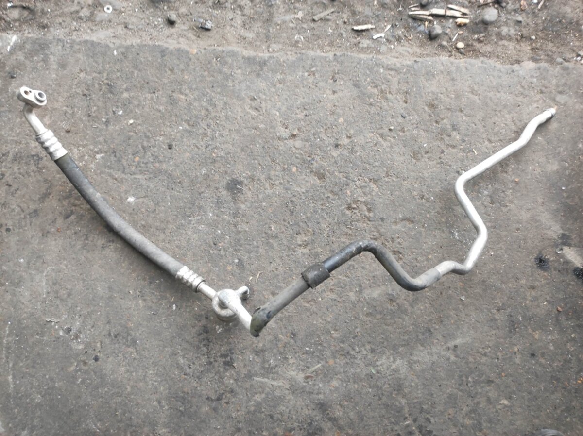 Трубка кондиціонера Volkswagen Golf IV (1997-2006) 1J1820743M