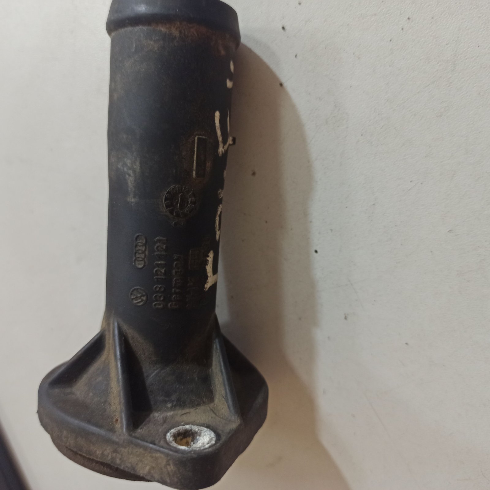 Volkswagen Golf IV (1997-2006) 038121121