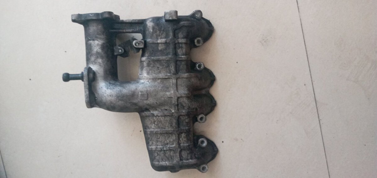 Volkswagen Golf IV (1997-2006) 038129713J