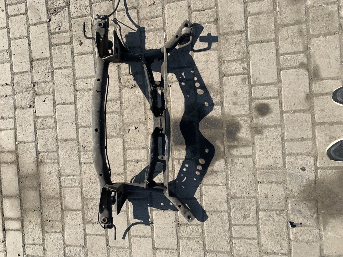 Балка задньої підвіски  гола Volkswagen Golf VI (2008-2012) 1K0505315BH