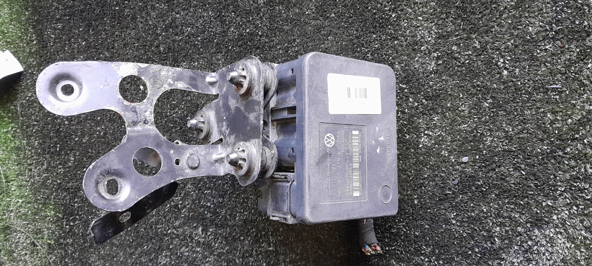 Блок керування abs Volkswagen Golf VI (2008-2012) 1K0614517H