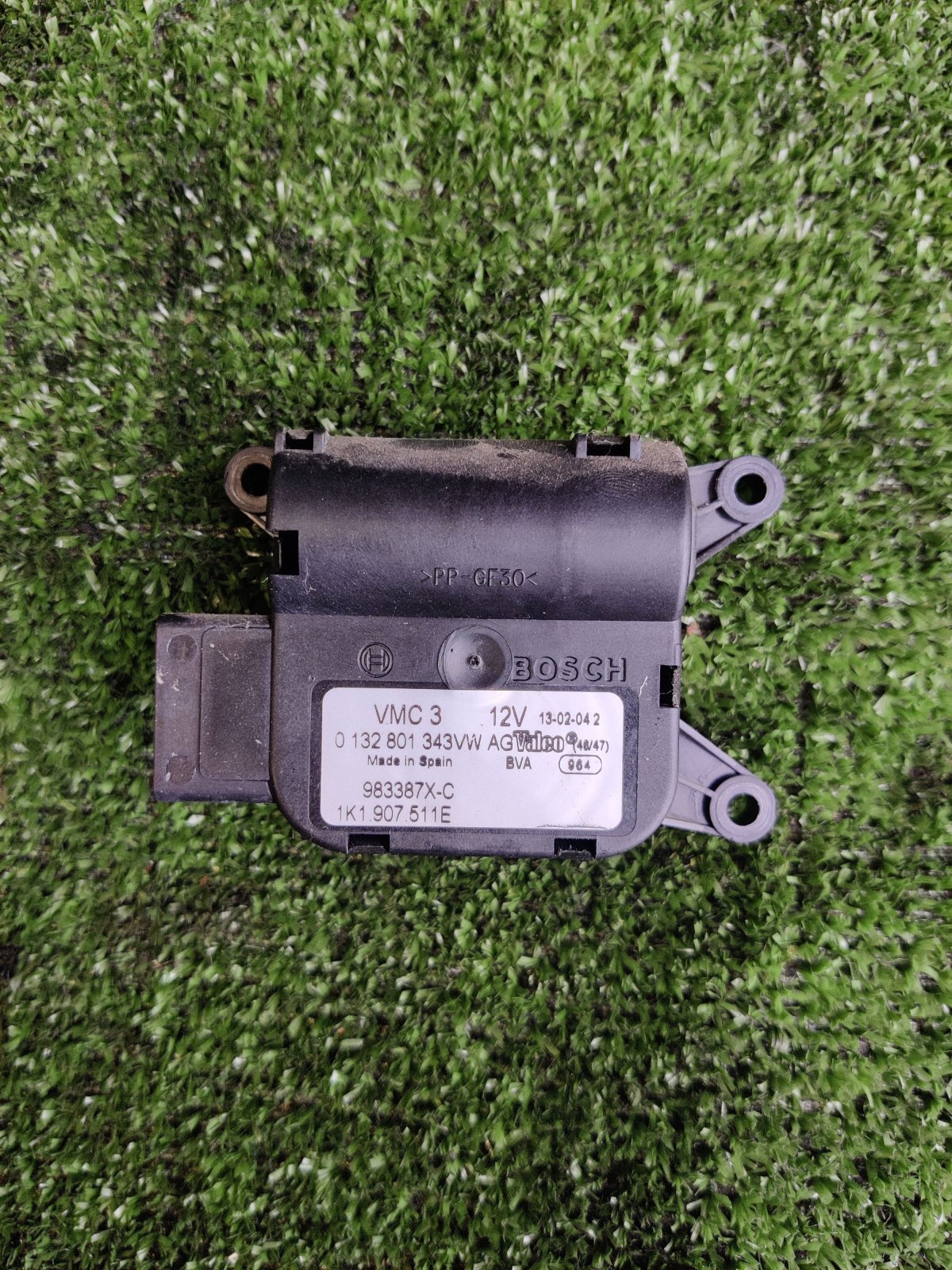 Кроковий моторчик пічки Volkswagen Golf IV (1997-2006),Golf V (2003-2009),Golf VI (2008-2012),Touran I (2003-2010) 1K1907511E