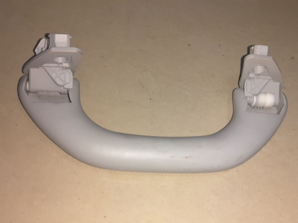 Ручка стелі салону Volkswagen Golf VI (2008-2012) 1K0857607N