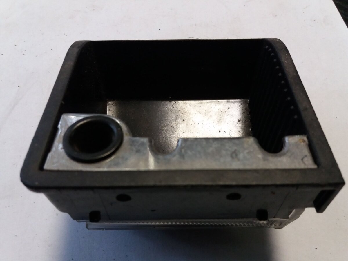 Volkswagen Golf VI (2008-2012) 1K0857335