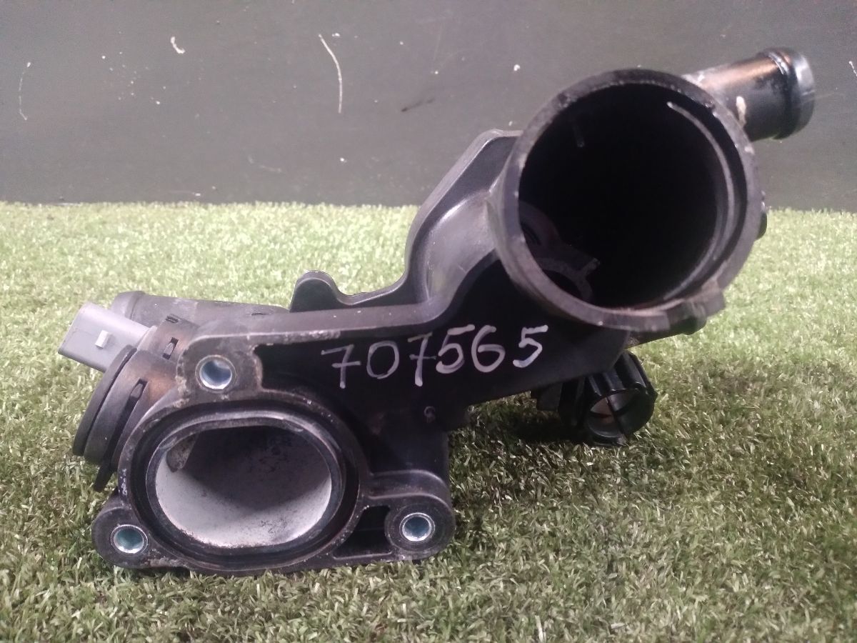 Корпус термостата Volkswagen Lupo (1998-2005) 032121111