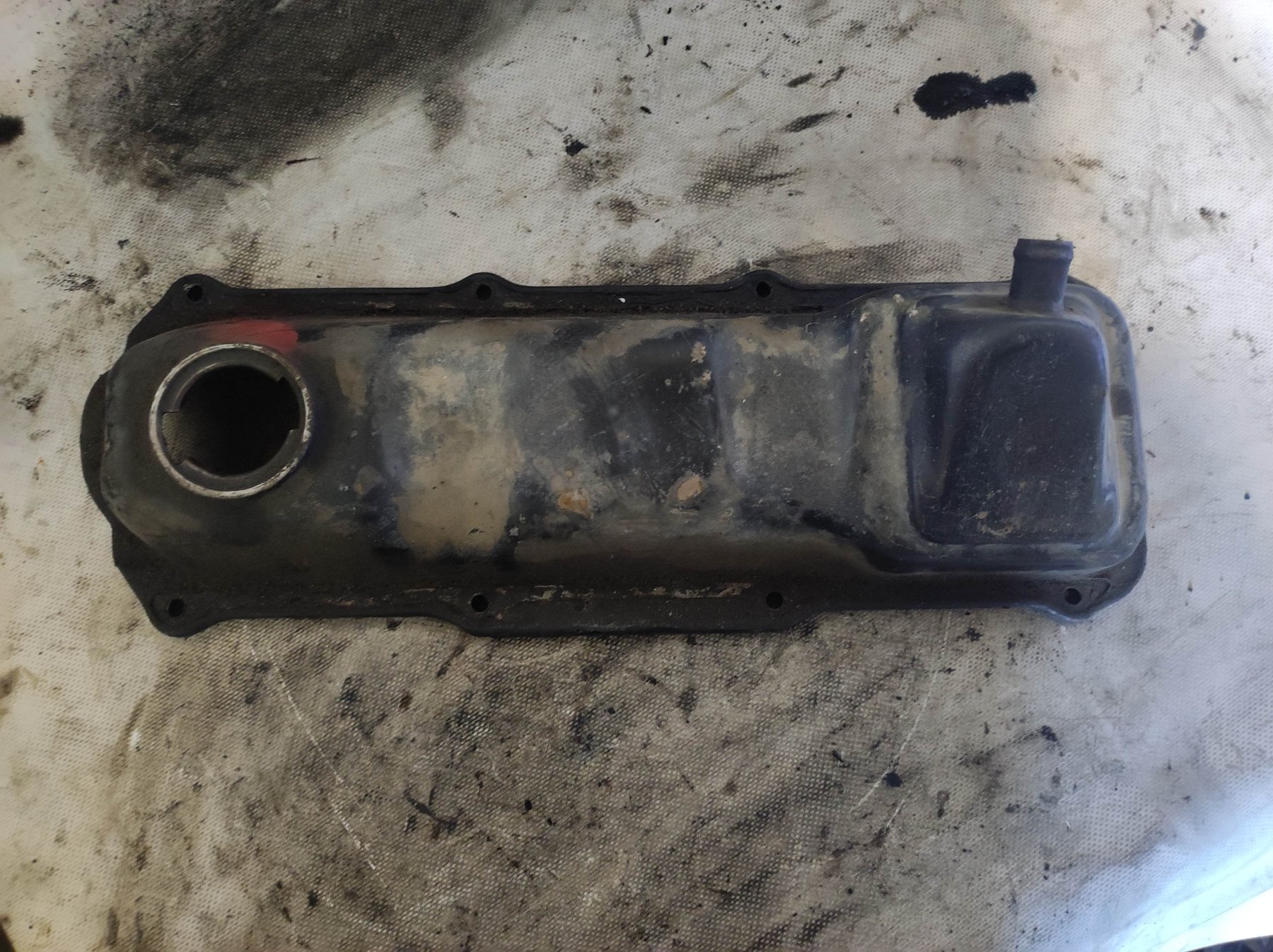 Клапана кришка golf 2 1985 1.6 disel Volkswagen Passat B3 (1988-1993) 026103469E