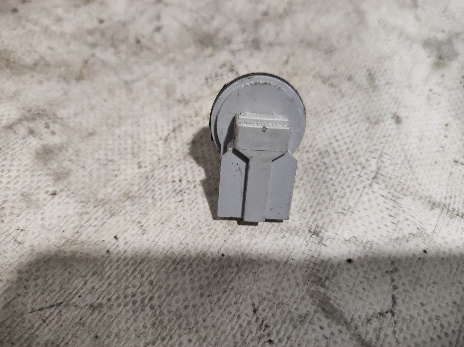 датчик температури повітря в салоні Volkswagen Passat B5 (1996-2005) 1J0907543A