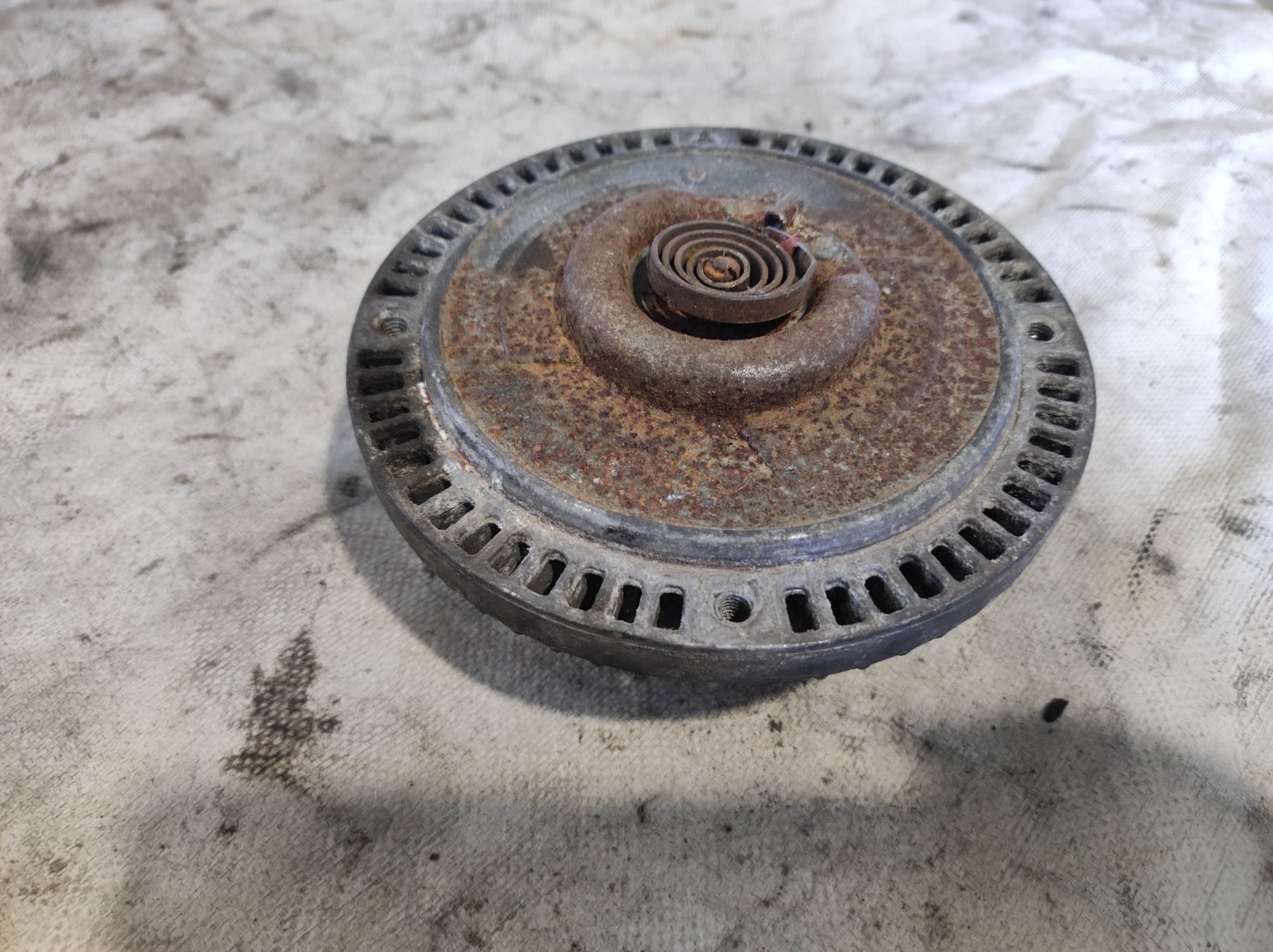 шків пасу Volkswagen Passat B5 (1996-2005) 06B119145