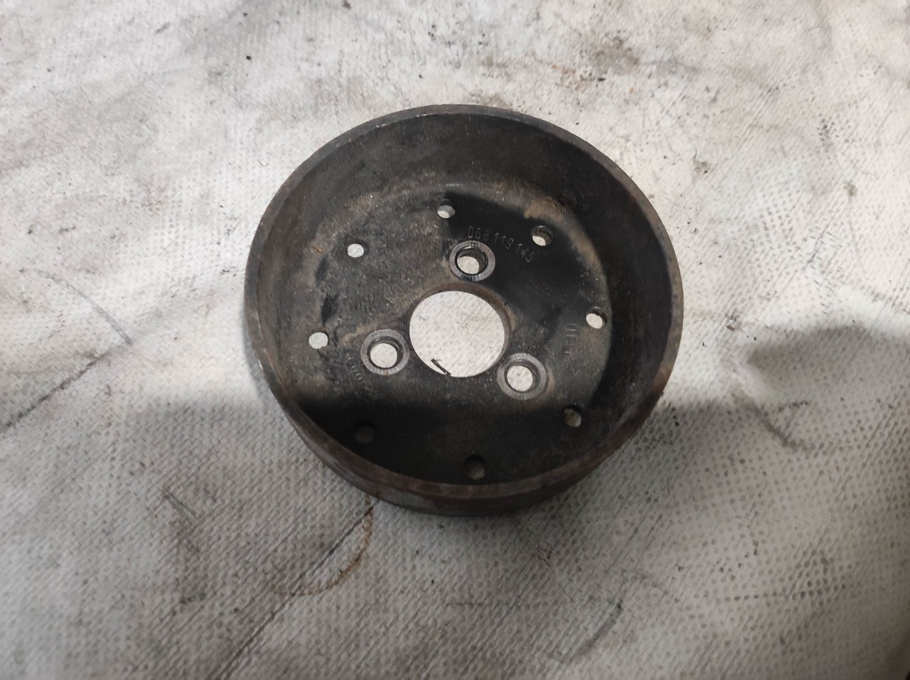 шків пасу Volkswagen Passat B5 (1996-2005) 06B119145