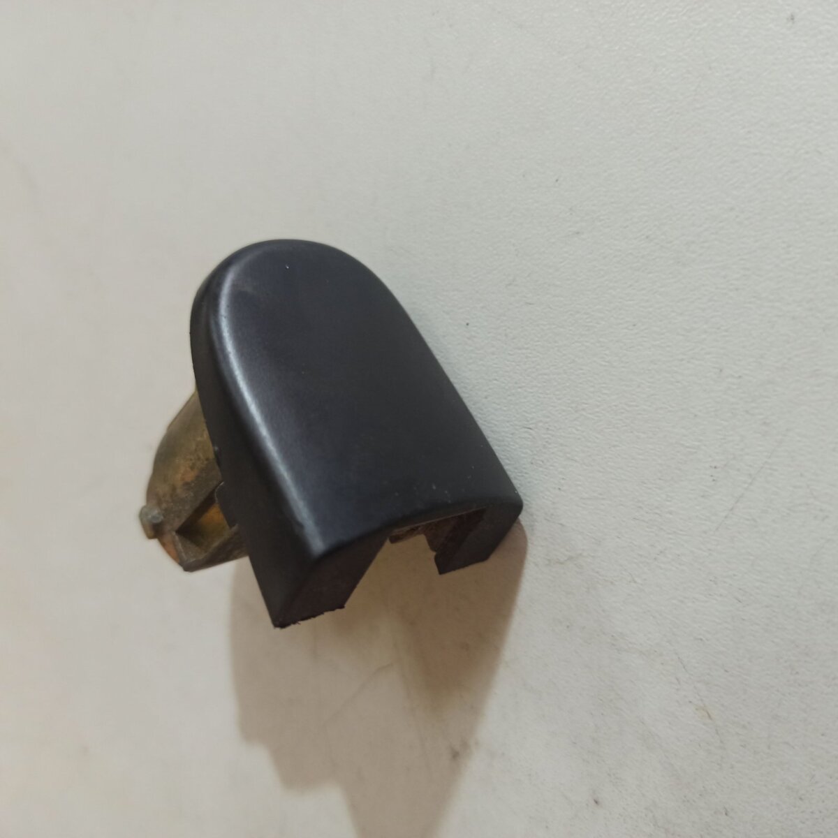 Заглушка ручки дверей a5/b5 (колір уточнюйте) Volkswagen Passat B5 (1996-2005) 3B4839167