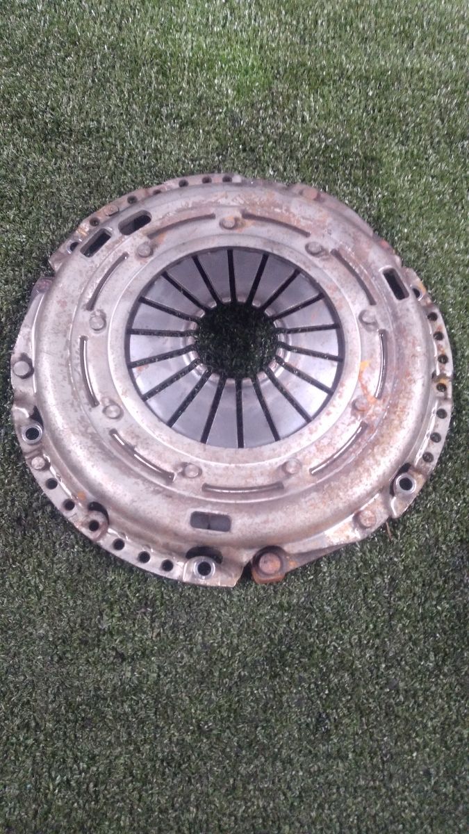 Корзина зчеплення Volkswagen Passat B6 (2005-2010) 3082000396