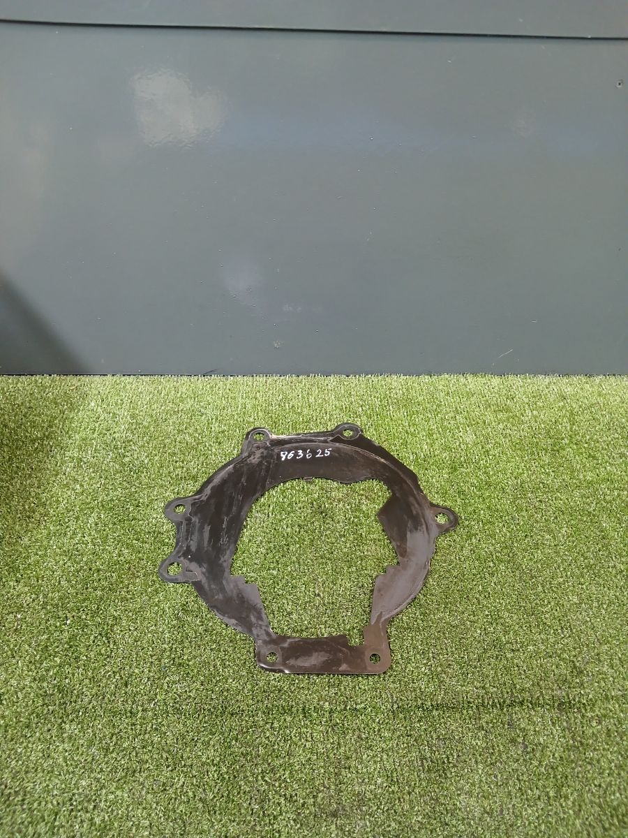 Проміжна пластина КПП  Volkswagen Polo IV (2002-2009) 036103551J