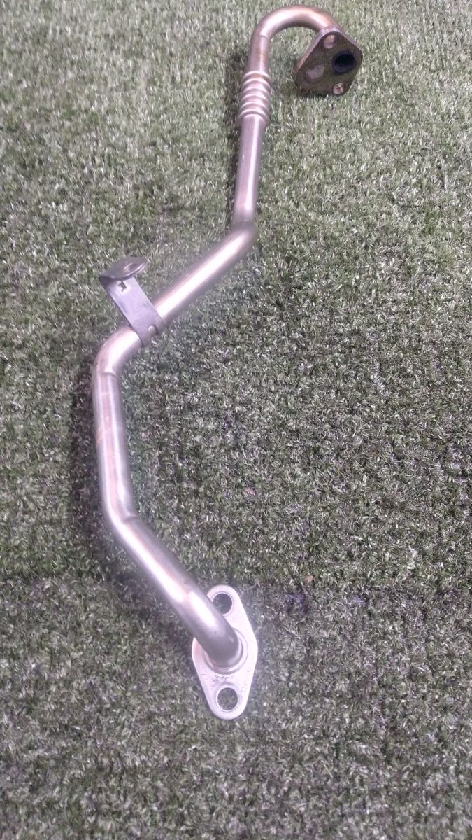 Трубка EGR Volkswagen Polo IV (2002-2009) 036131521AC