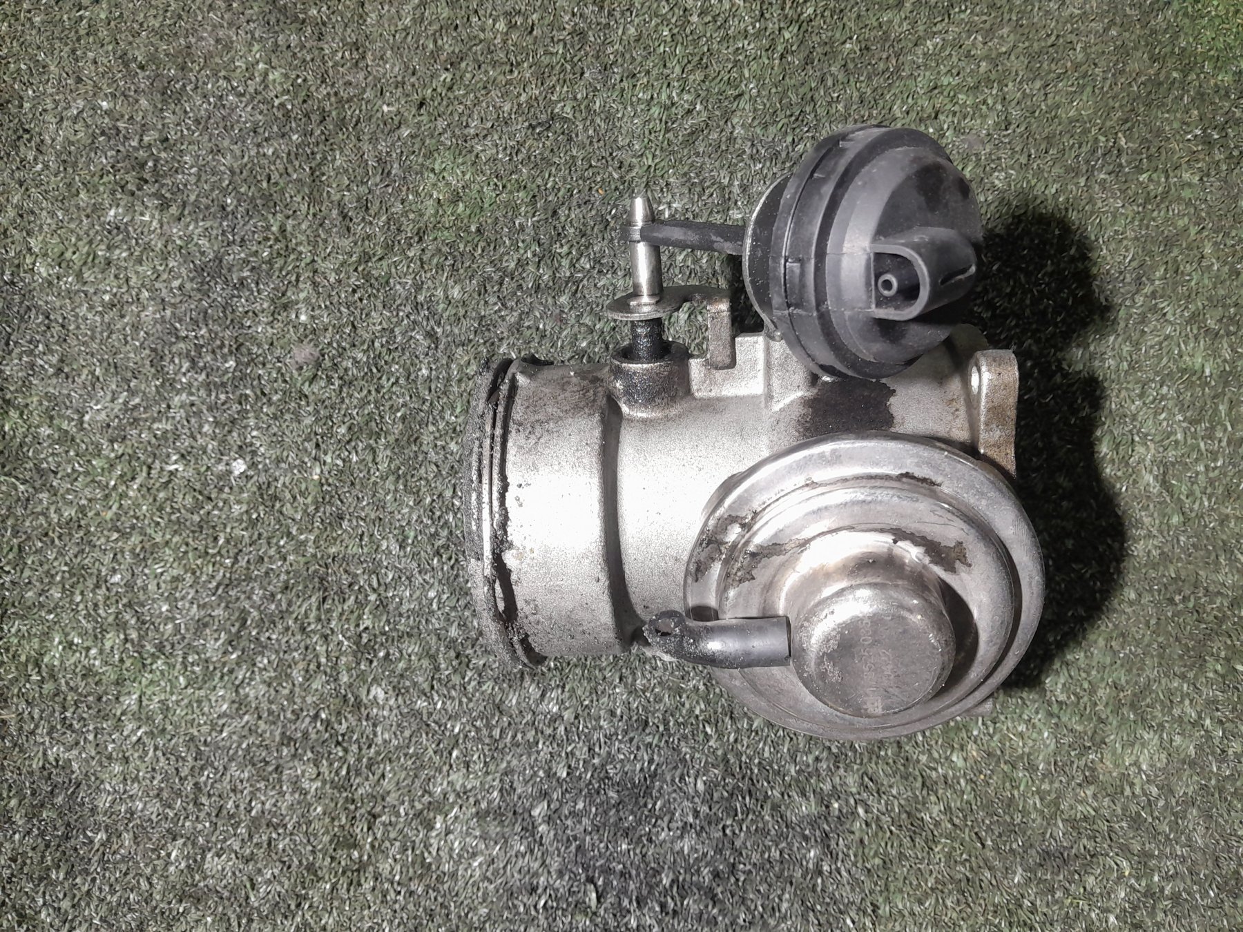 Клапан рециркуляції газів egr Volkswagen Touareg I (2002-2010) 070128070F