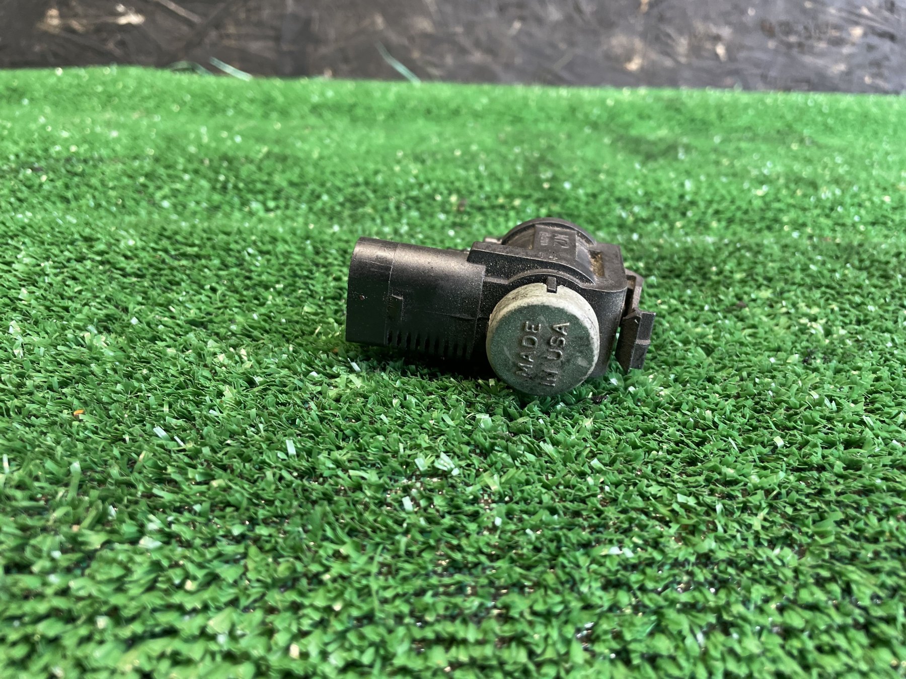 Клапан соленоїд регулювання заслінки egr Volkswagen Touareg I (2002-2010) 1J0906283C