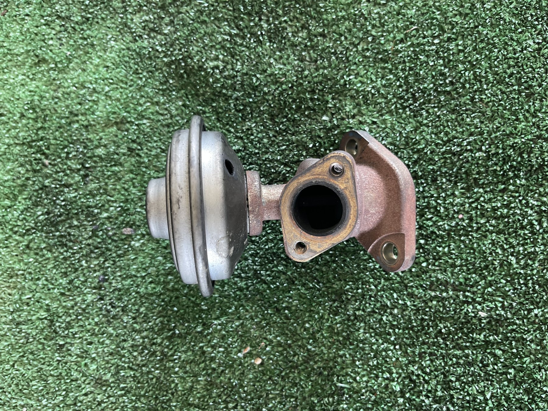 Клапан Volkswagen Touareg I (2002-2010) 059131503H