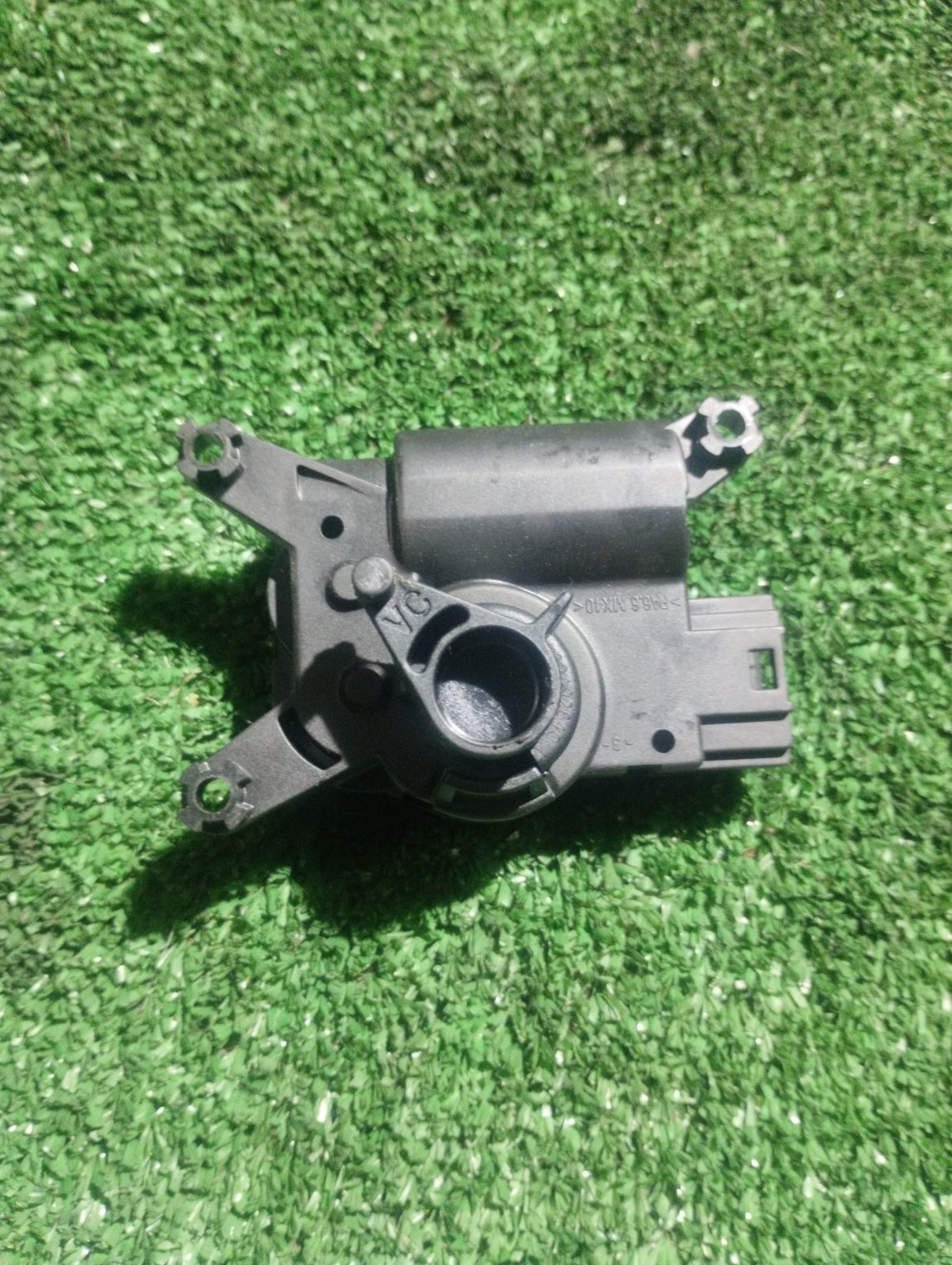 Моторчик заслонок пічки Volkswagen Touareg I (2002-2010) 7L0907511AL