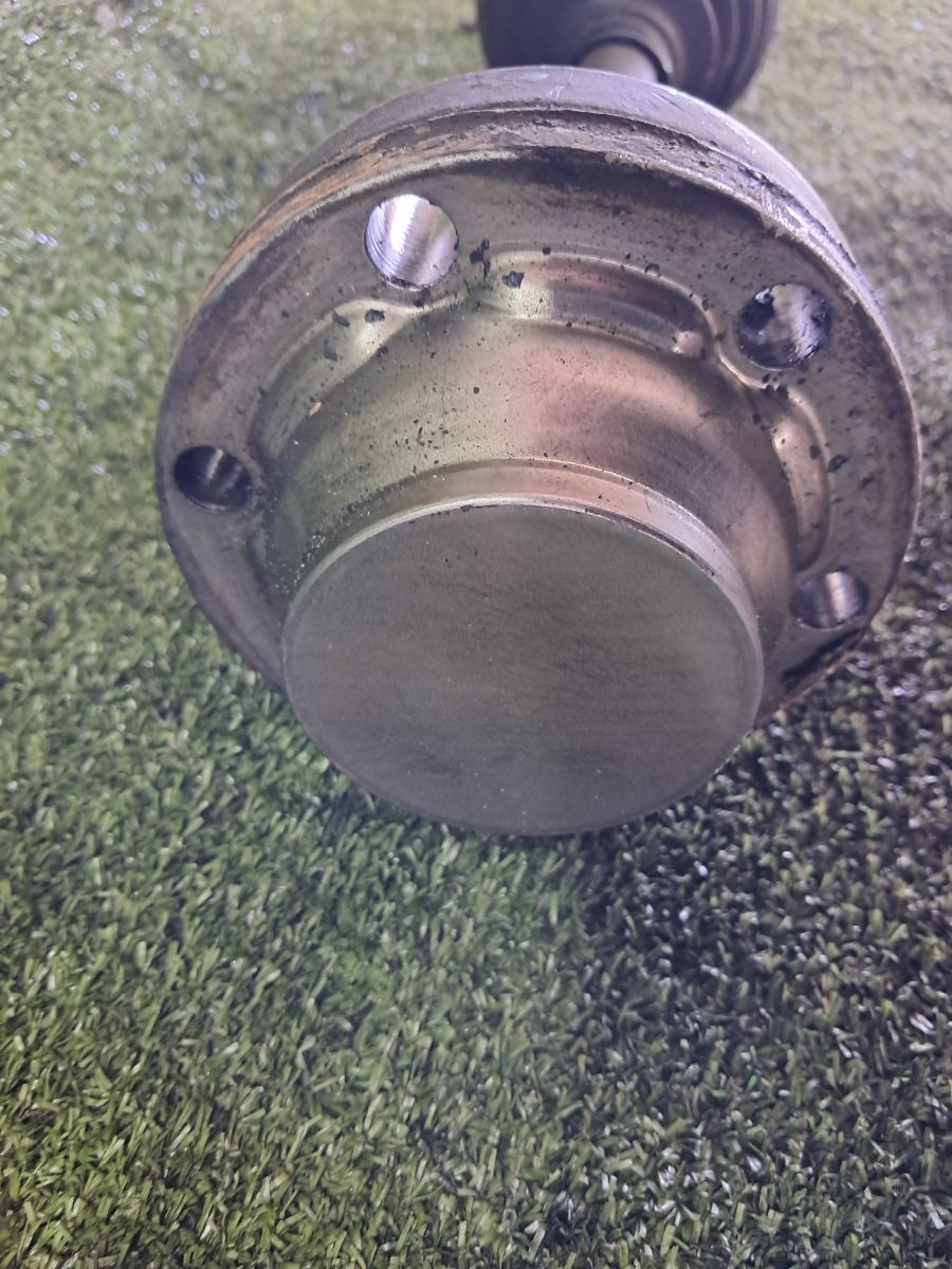 Привід передній Volkswagen Touareg I (2002-2010) 7L0407271A