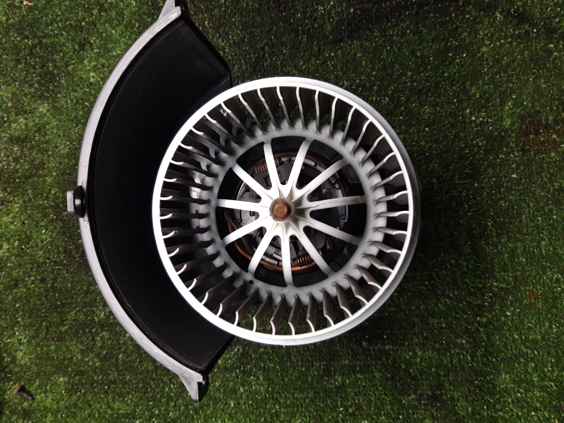 Вентилятор салону Volkswagen Touareg I (2002-2010) 7L0820021