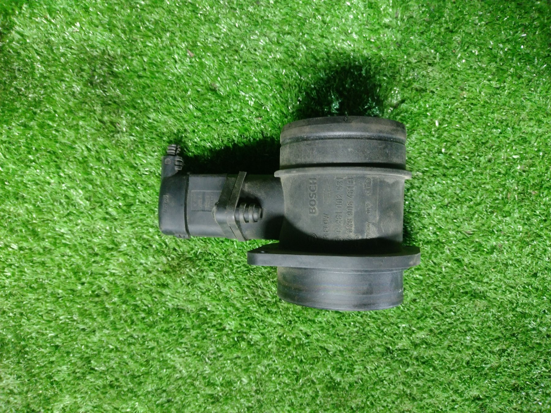 Витратомір повітря Volkswagen Touareg I (2002-2010) 038906461B