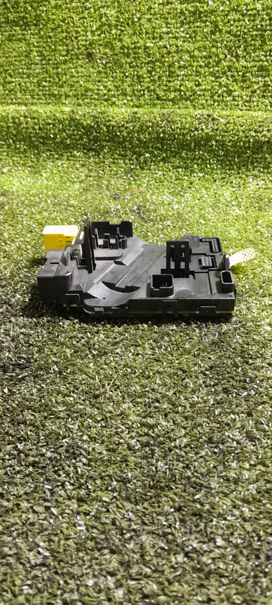 Блок керування підрульових перемикачів Volkswagen Touran I (2003-2010) 1K0953549