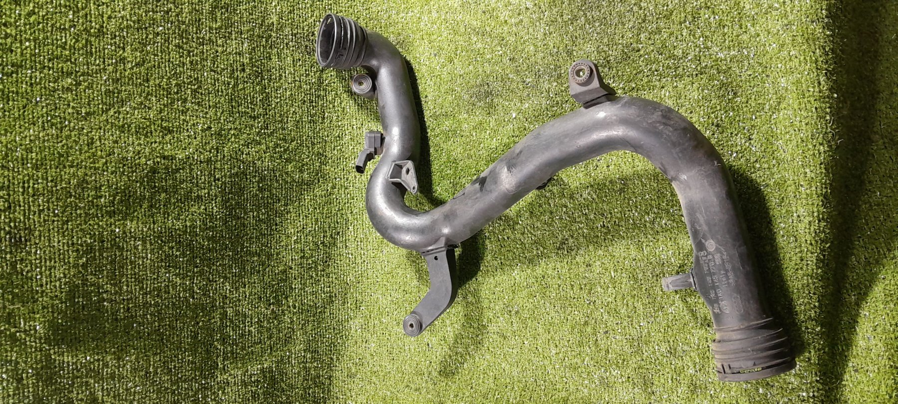false Volkswagen Touran I (2003-2010) 038906051B