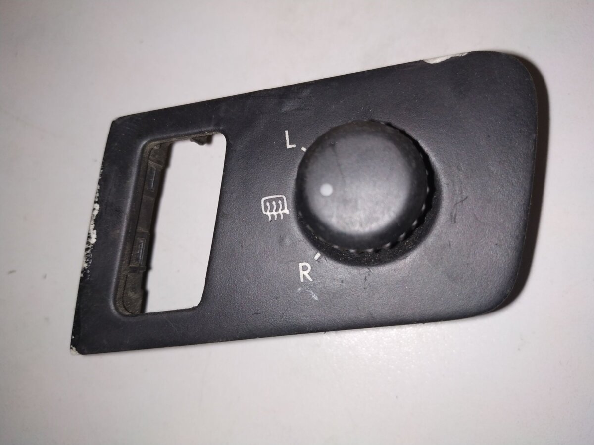 Кнопка регулировки зеркал Volkswagen Touran I (2003-2010) 1T1959552
