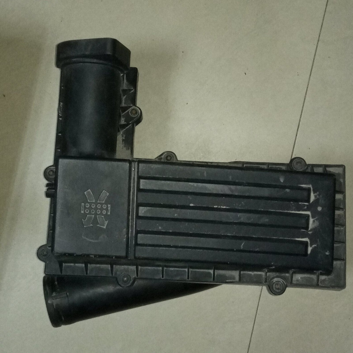 Корпус повітряного фільтра Volkswagen Touran I (2003-2010) 1K0129607R Вживаний