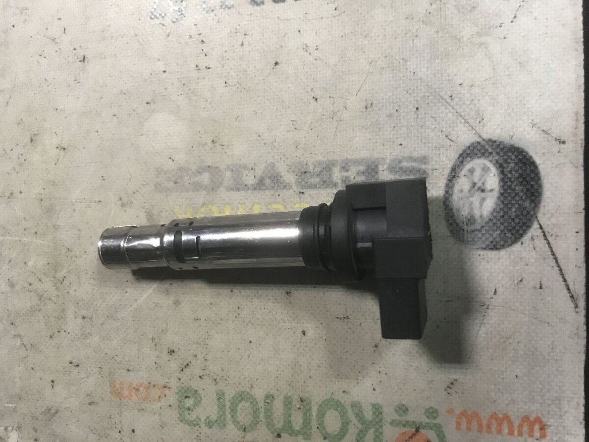 котушка запалювання Volkswagen Touran I (2003-2010) 036905715F