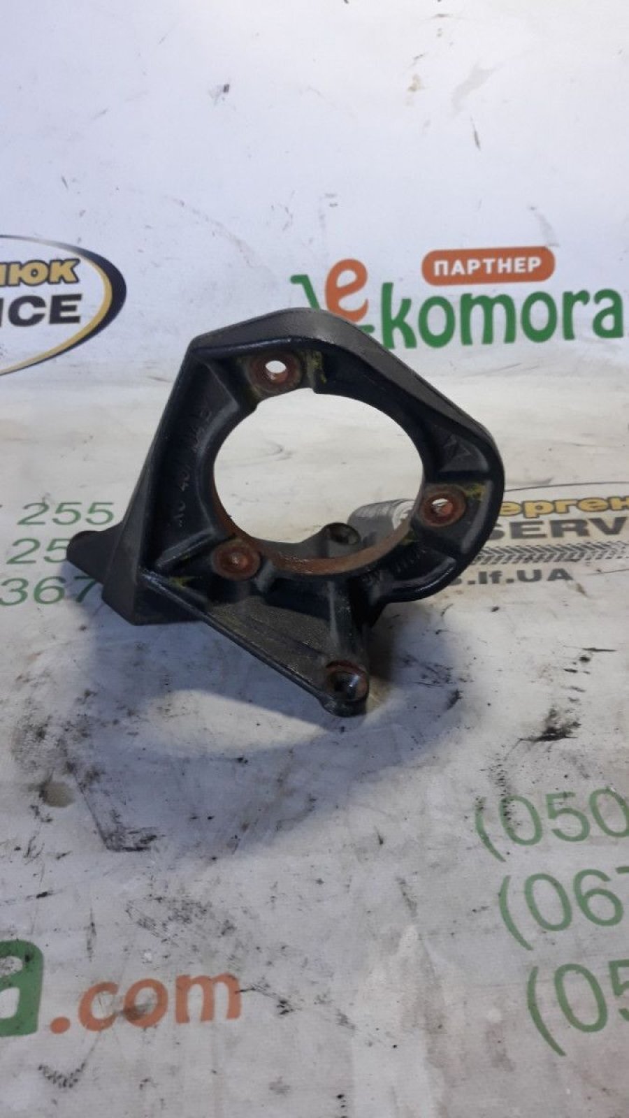 Кронштейн Volkswagen Touran I (2003-2010) 1K0407104E