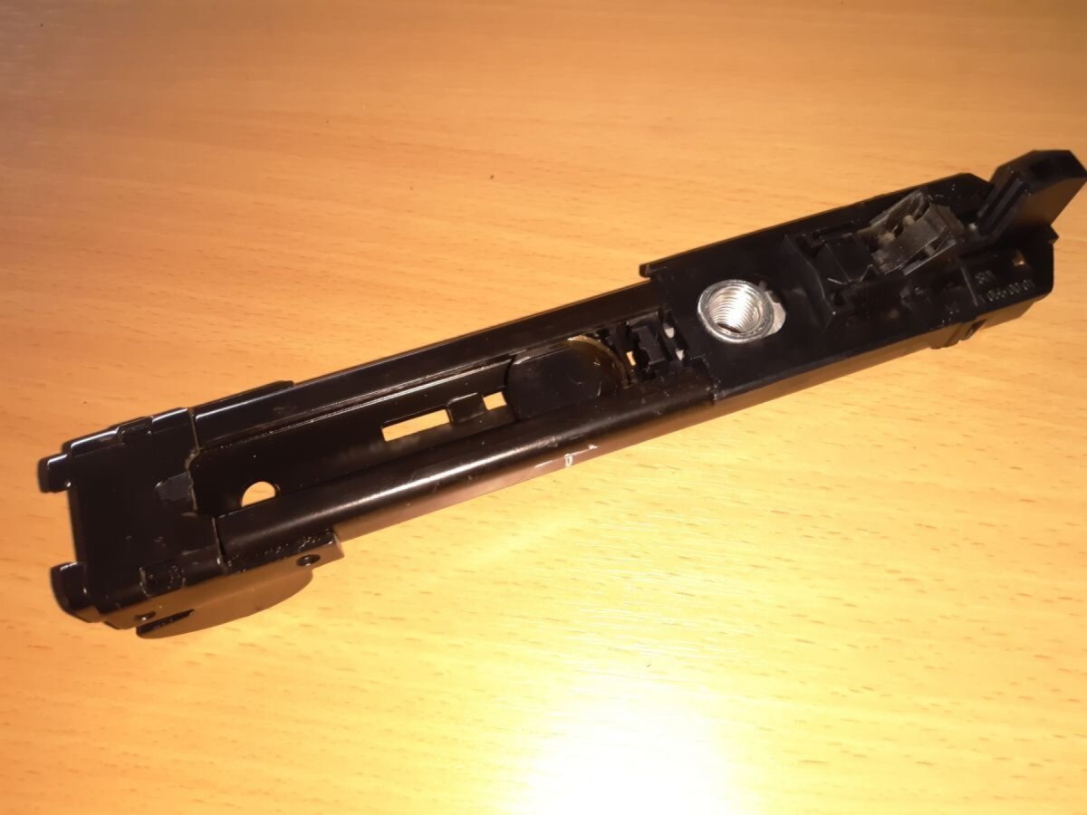 Механізм регулювання ременів безпеки jetta Volkswagen Touran I (2003-2010) 1T0857819